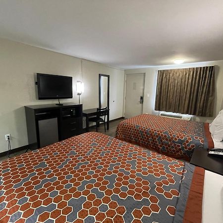 Royal Inn Motel フレデリックスバーグ エクステリア 写真