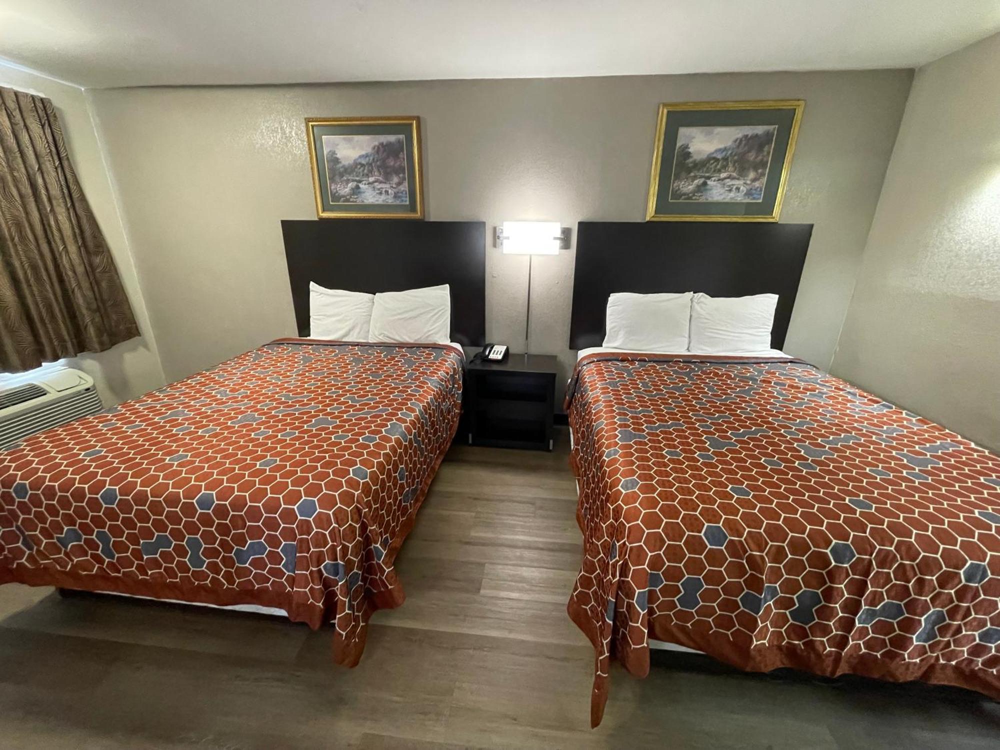Royal Inn Motel フレデリックスバーグ エクステリア 写真